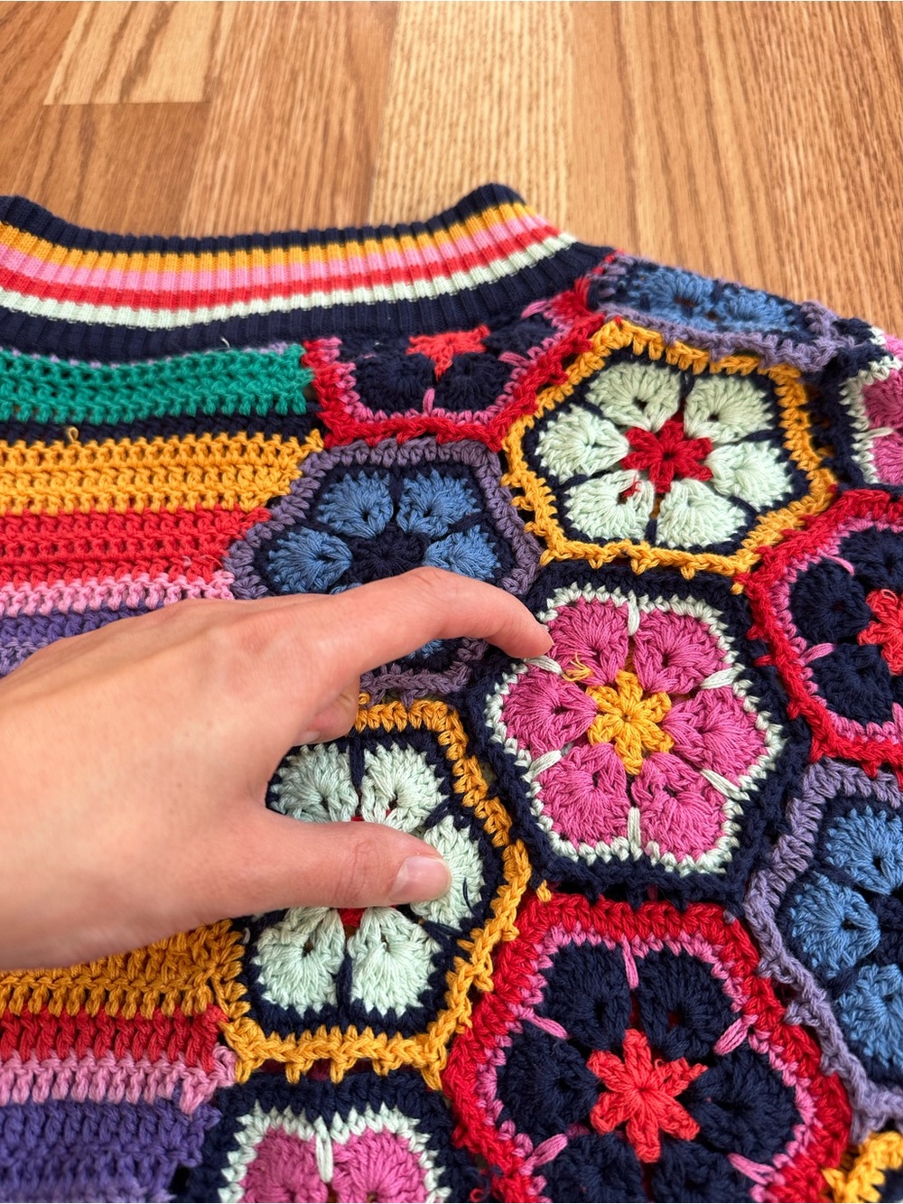 FARM RIO Multicolor Crochet Knit Balloon Sleeve Sweater - Picture 11 of 13